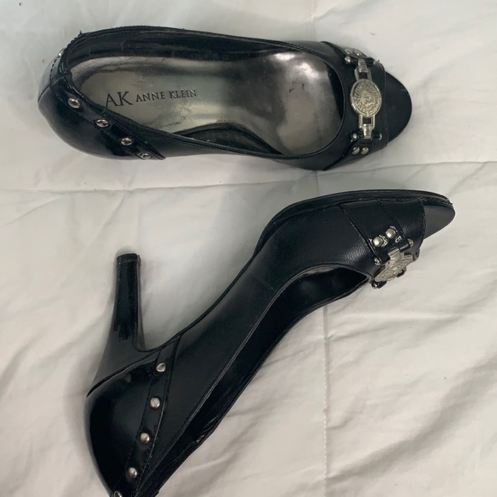 Anne Klein Pumps